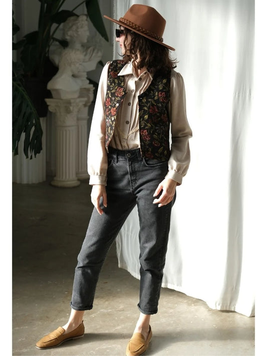 Çiçek Desenli Goblen Yelek