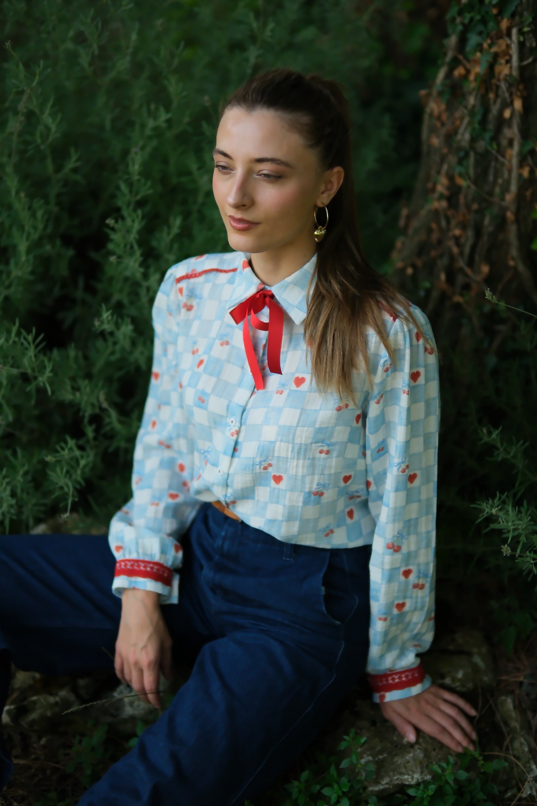 Cherry Gömlek