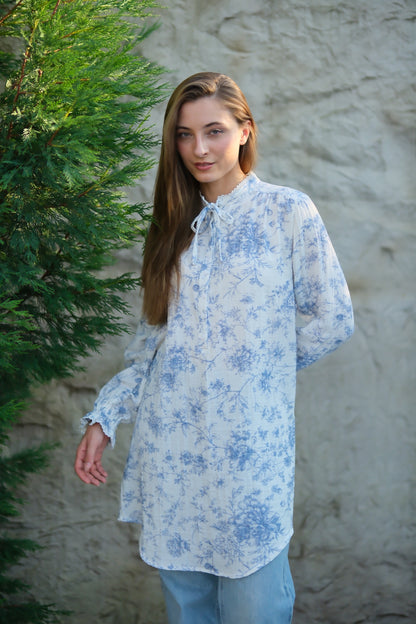 
Clara Tunik