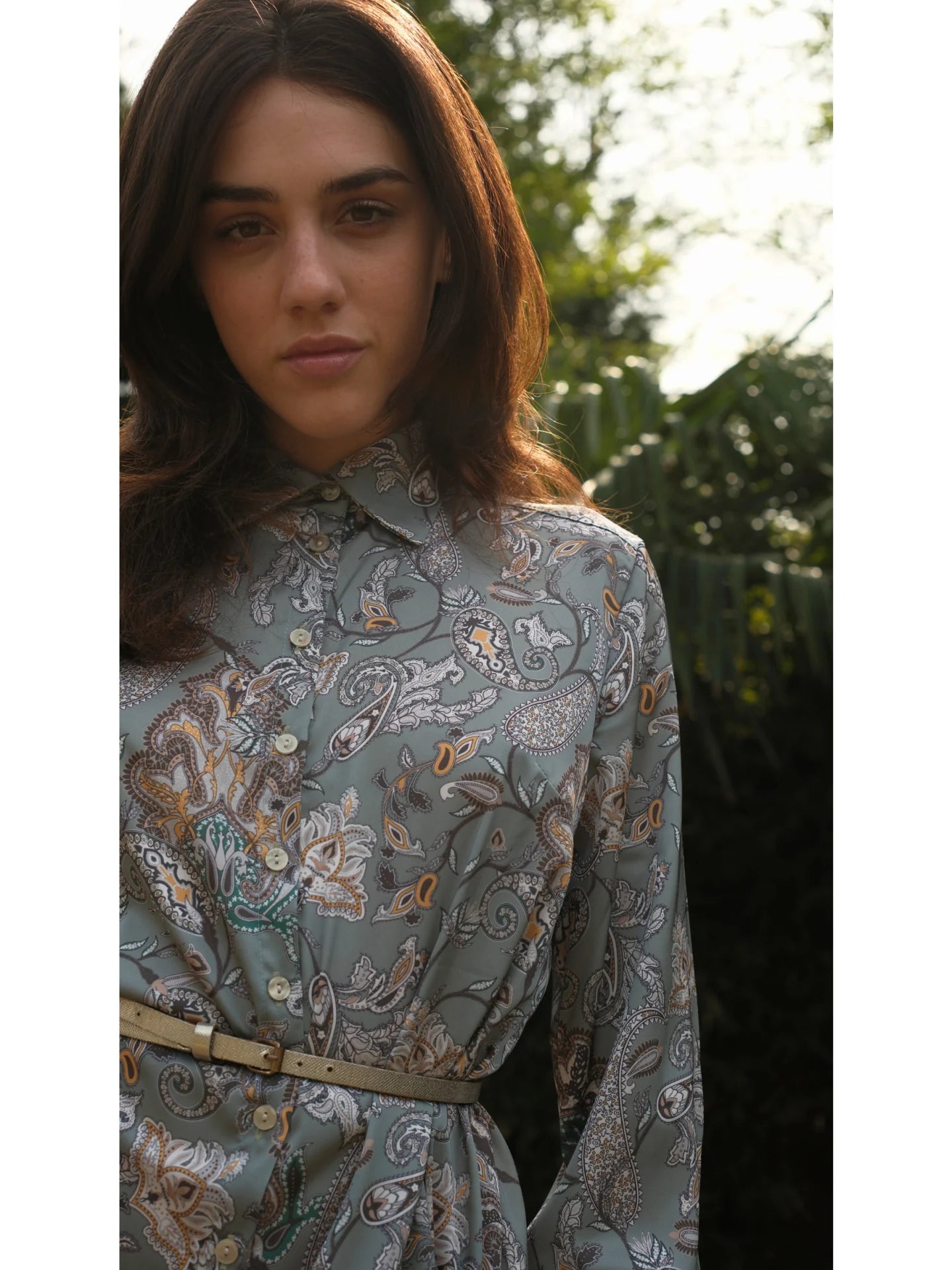 Şal Desen Önü Düğmeli Saten Uzun Boy Elbise Yeşil