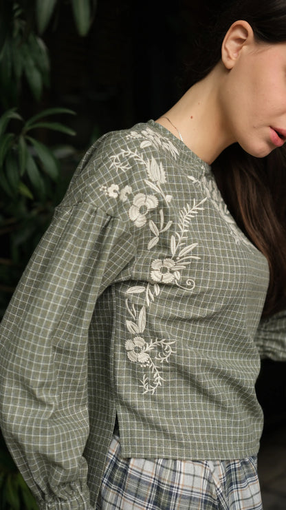 Arden Nakışlı Bluz Haki