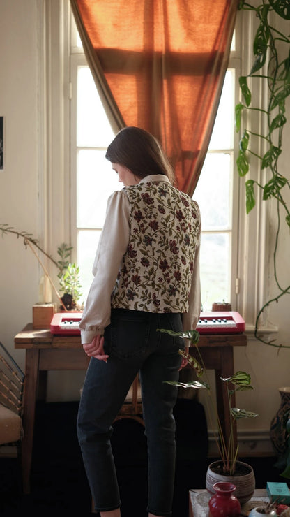 Çiçek Desen Goblen Yelek Krem