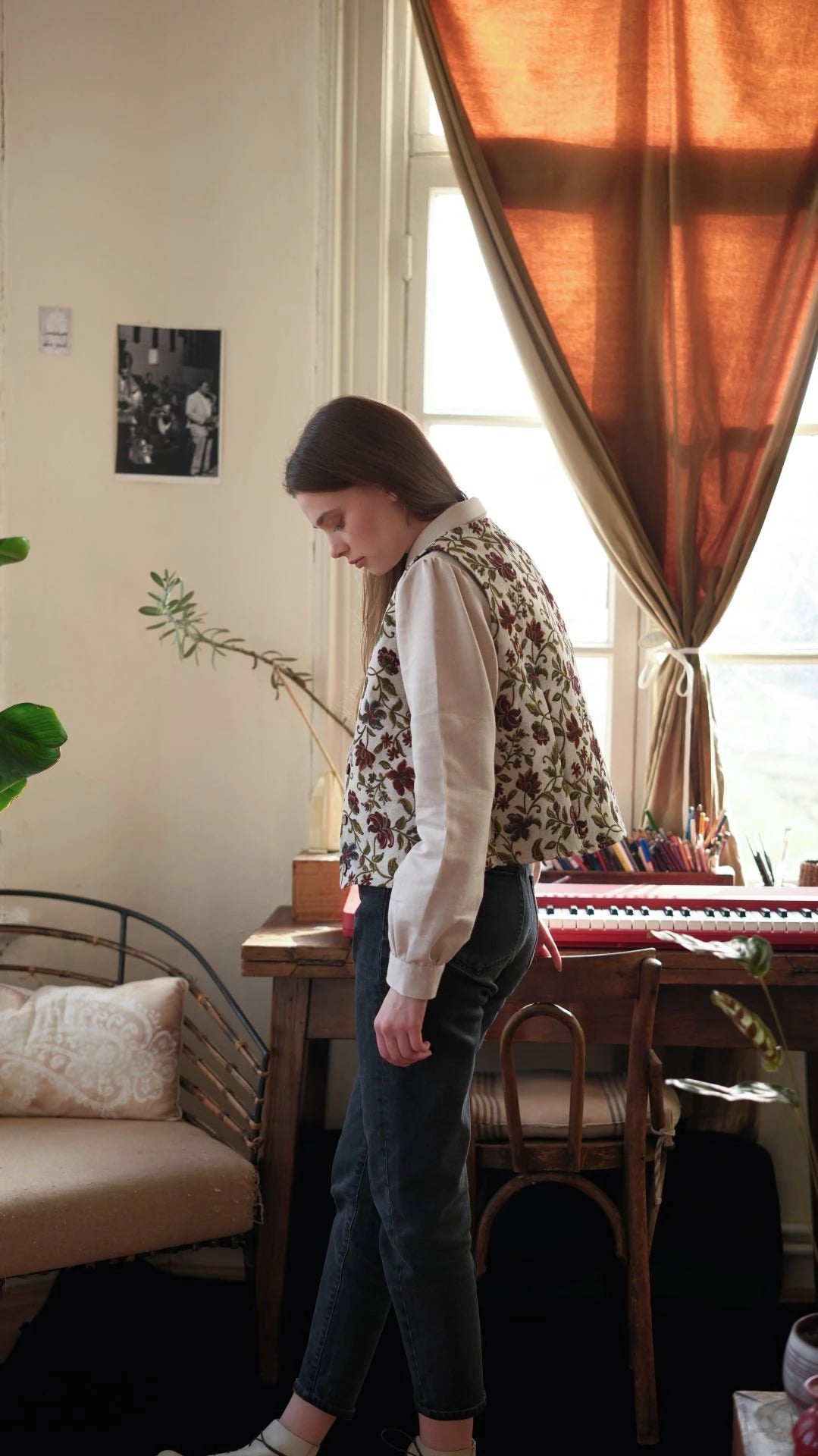 Çiçek Desen Goblen Yelek Krem