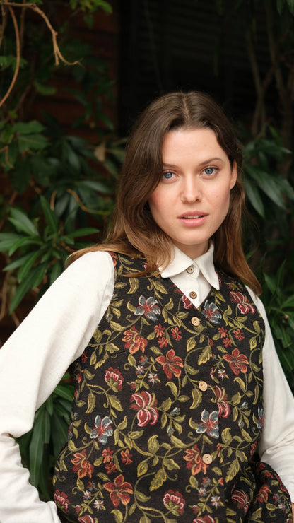 Çiçek Desenli Goblen Uzun Yelek