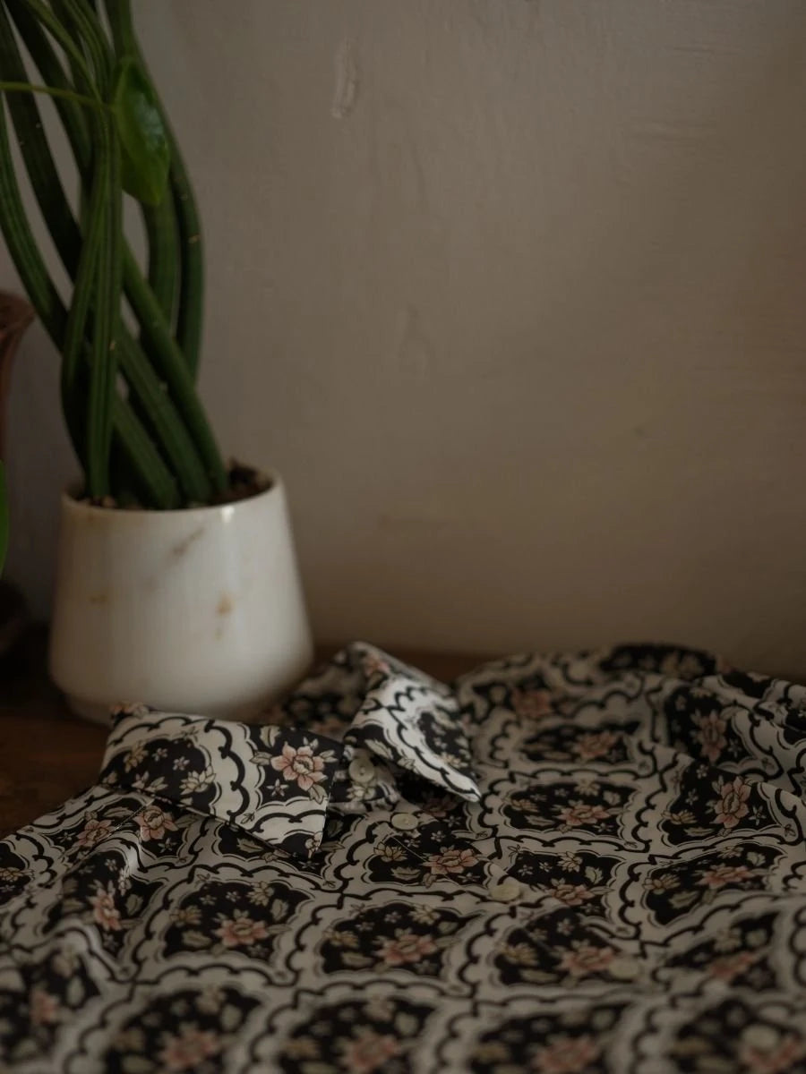 Gül Desen Saten Gömlek