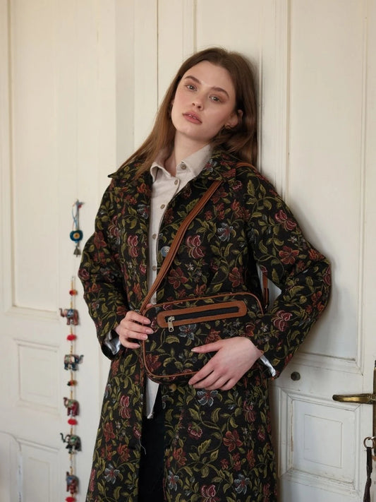 Çiçek Desenli Dikdörtgen Çanta