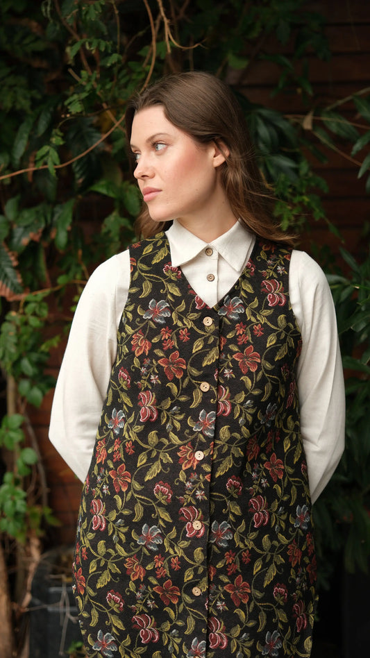 Çiçek Desenli Goblen Uzun Yelek