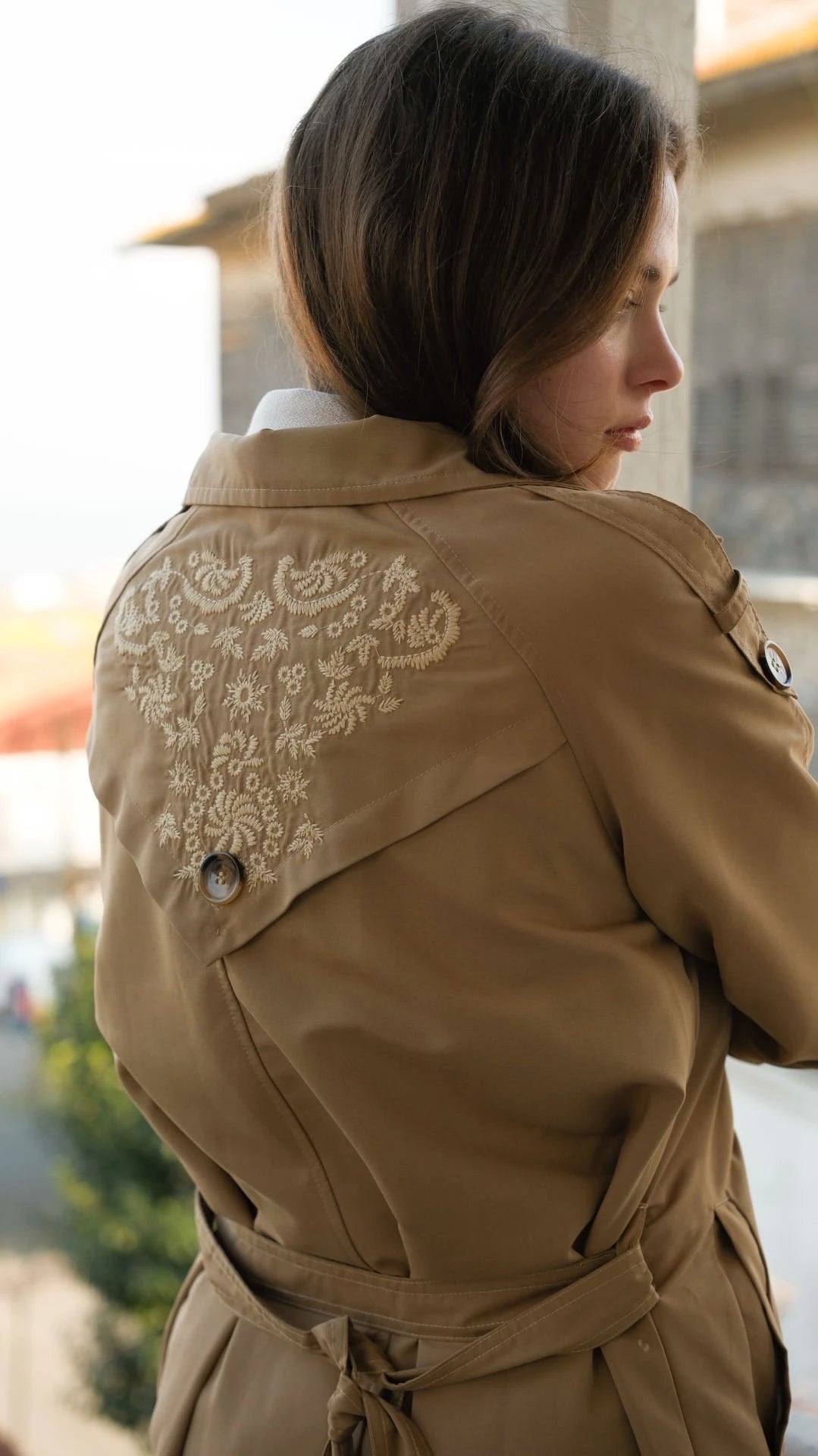 Nakışlı Trençkot