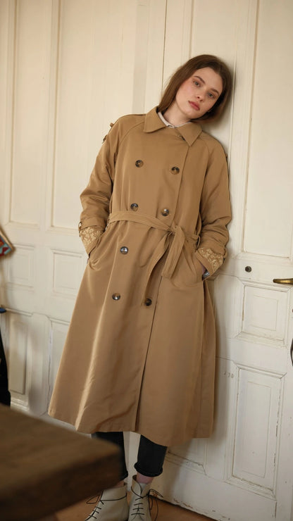 Nakışlı Trençkot