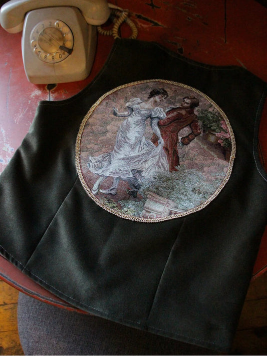 Romantik Desen Goblen Yelek