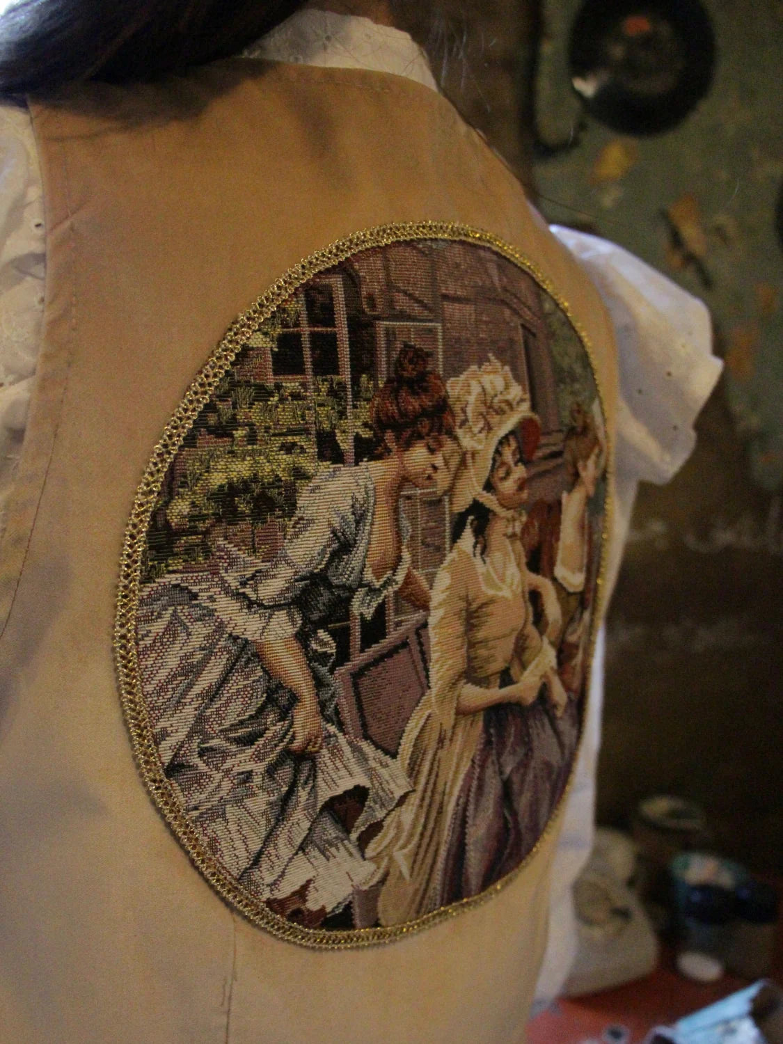 Kızlar Desenli Goblen Yelek