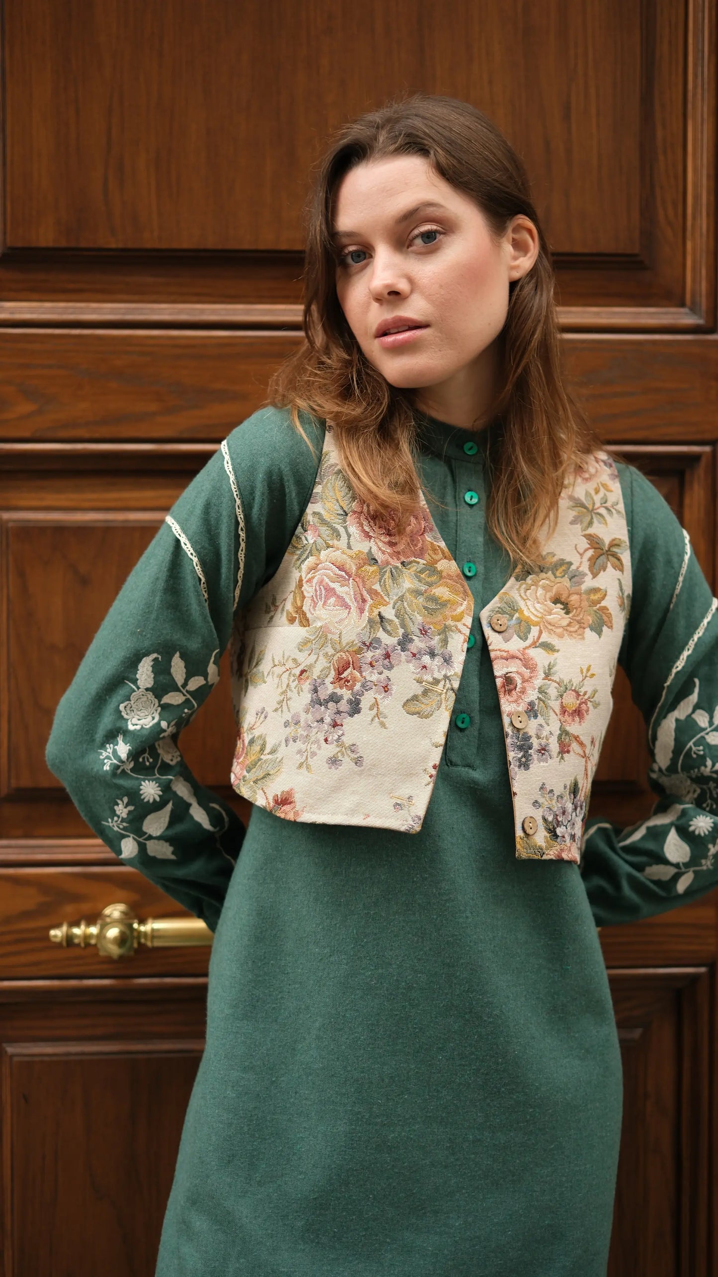 Lavinya Elbise + Goblen Yelekli Takım Petrol